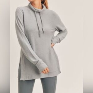 Mono B size 1XL 
Fuzzy Cowl Neck Pull Over Grey